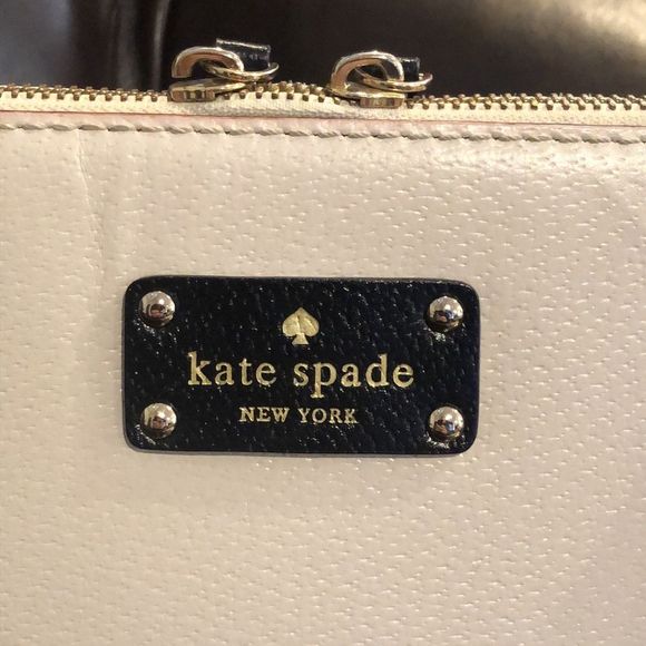 KATE SPADE Wellesley Street Cream & Black Leather Dome Shaped Gold Satchel Bag - Picture 2 of 16